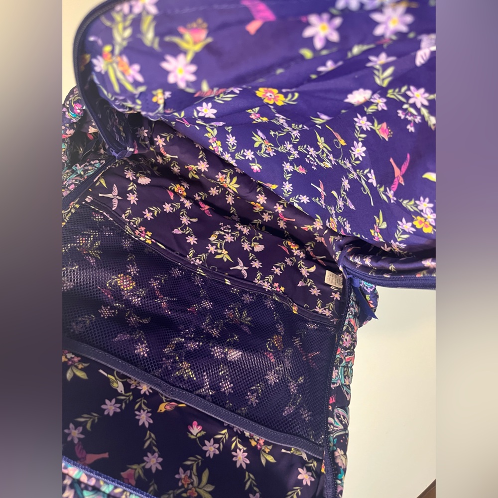 Vera Bradley French Paisley Campus Backpack quilted purple like new - Picture 5 of 12